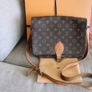 Louis Vuitton Cartouchiere